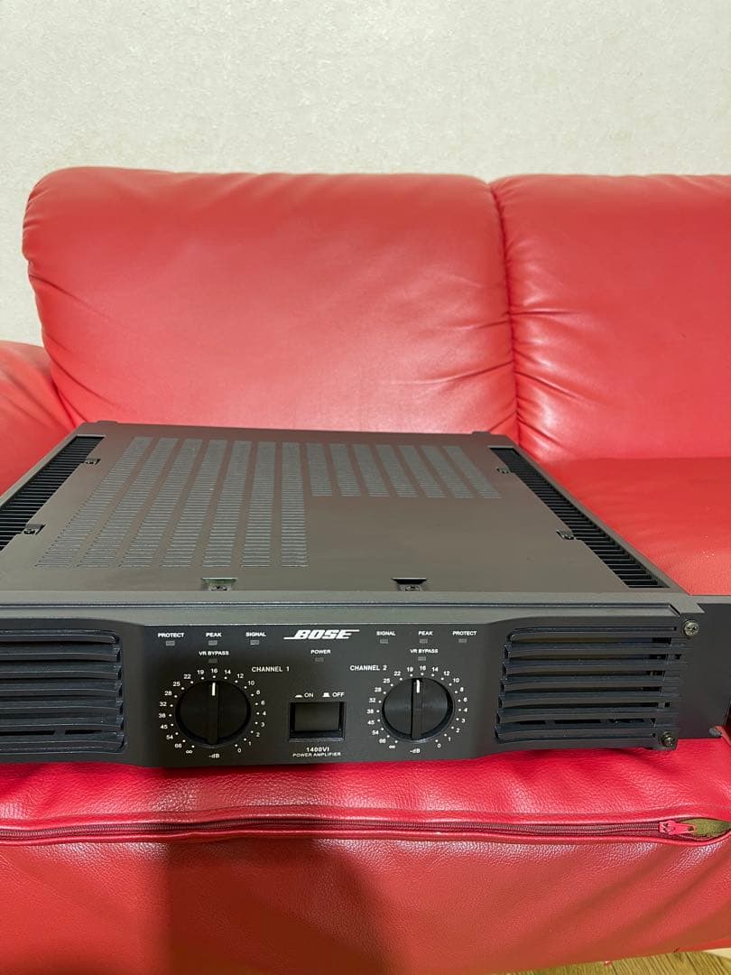 Bose パワーアンプ 1400VL