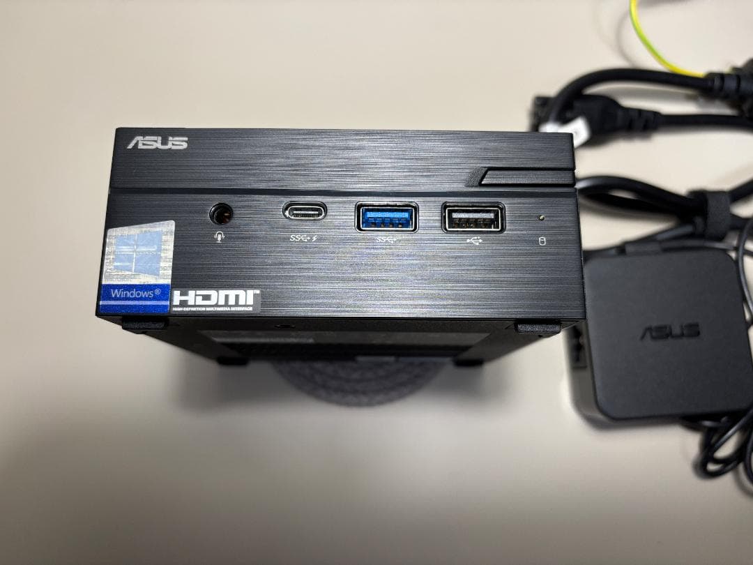 ASUS PN60 ミニPC i3 8GB SSD128GB Win11
