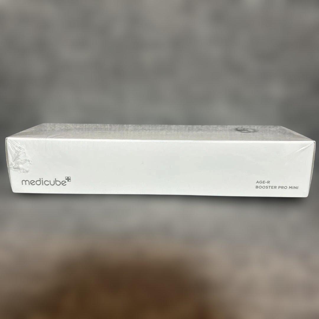 【週末限定値下げ】新品　メディキューブ　AGE-Rブースタープロ　 ミニ　美顔器