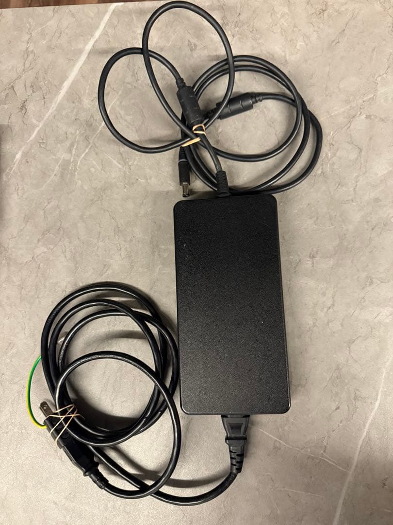 DELL ノートPC G3 3500 15.6インチ ACアダプター付き