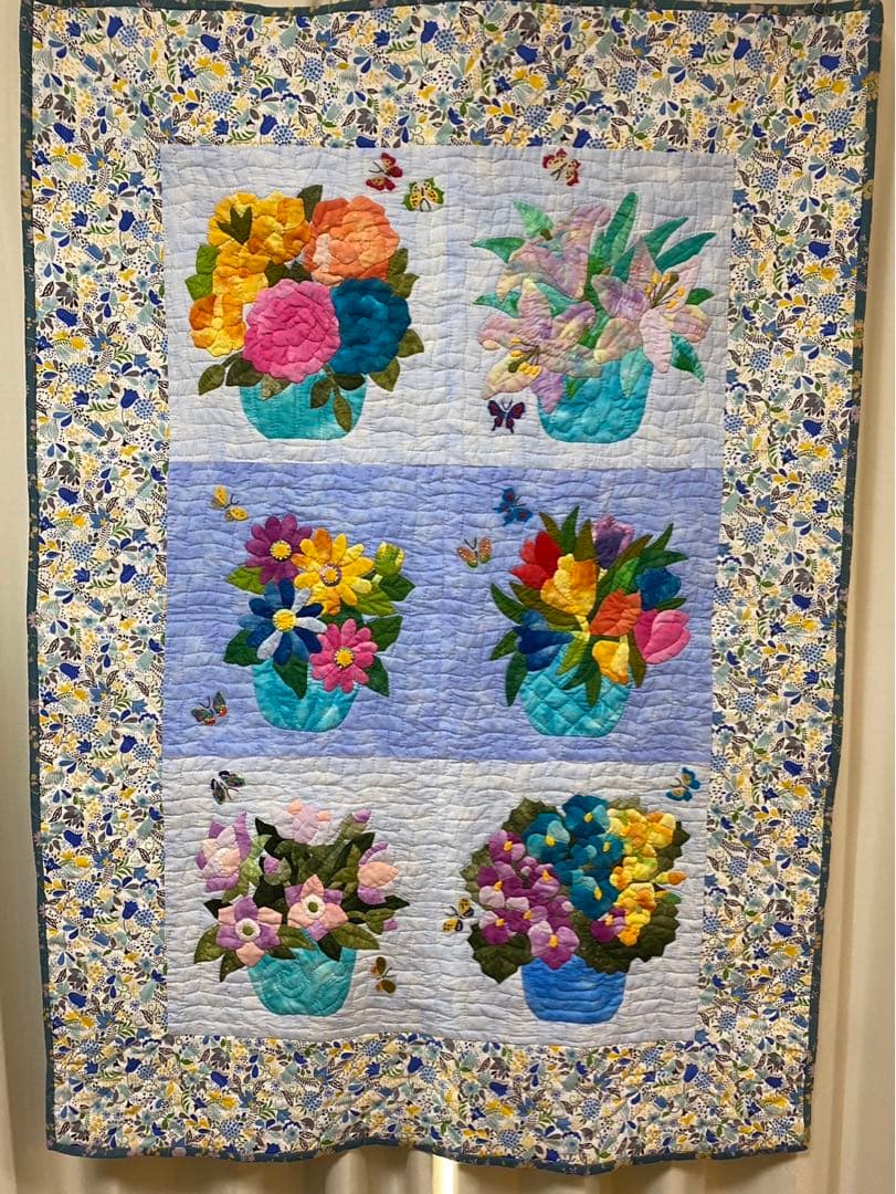 ハワイアンキルト　花柄