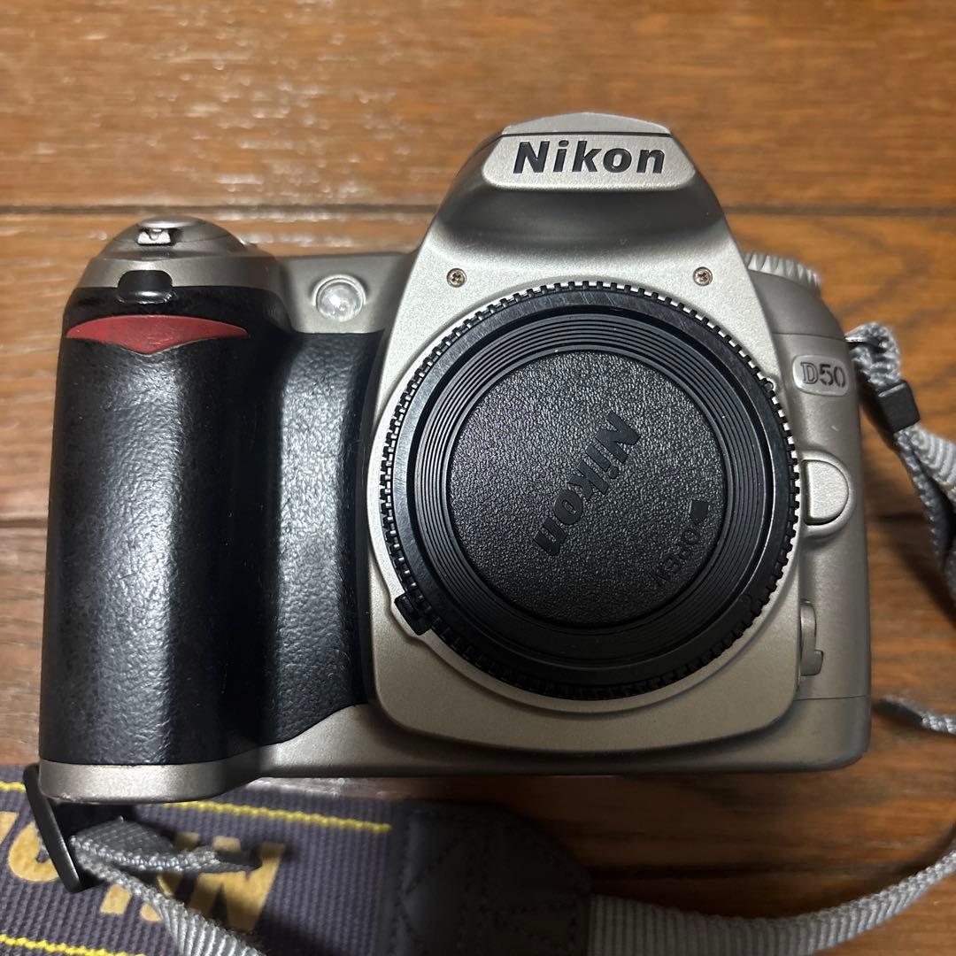 【美品】Nikon D50シルバー　動作確認済み