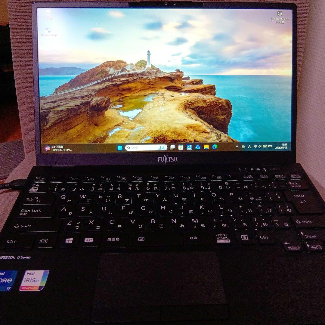 B④ 富士通　ＦＭＶＵ34011　U9311/F