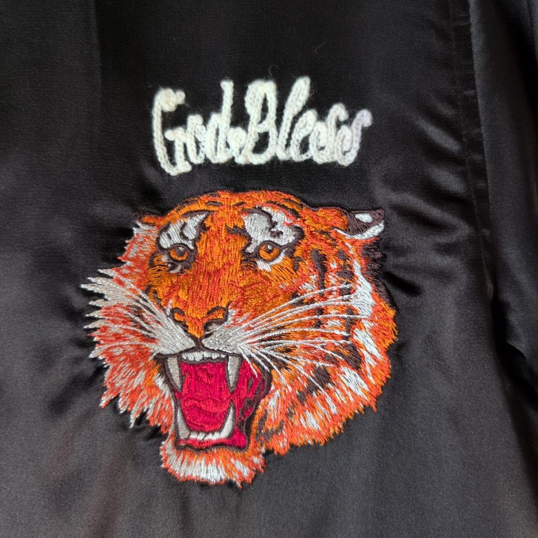 未使用 crimie 虎刺繍 スカジャン リバーシブル 黒