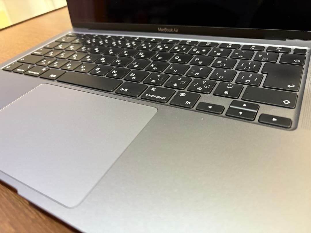 い*ー様 【極美品】M1 MacBook Air メモリ16GB / 付属品未使