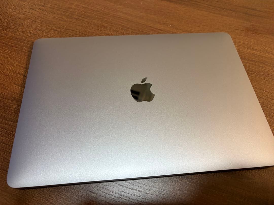 い*ー様 【極美品】M1 MacBook Air メモリ16GB / 付属品未使