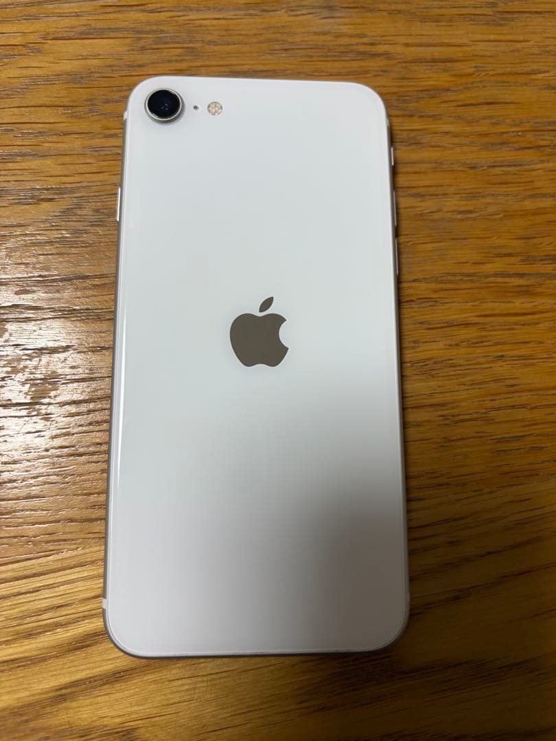 yasiyi9025　iPhone se2 128gb ホワイト
