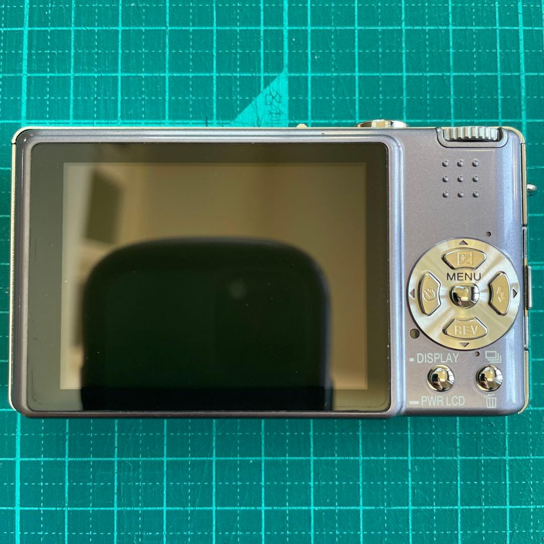 【充電器・SDカード付、希少色、美品】コンデジ LUMIX DMC-FX9