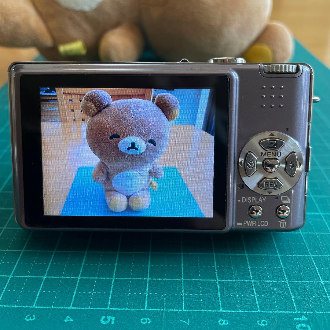 【充電器・SDカード付、希少色、美品】コンデジ LUMIX DMC-FX9