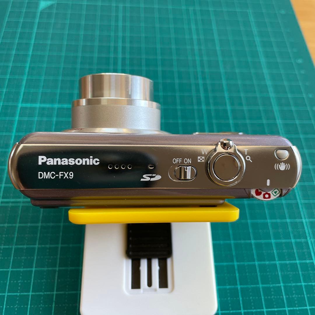 【充電器・SDカード付、希少色、美品】コンデジ LUMIX DMC-FX9
