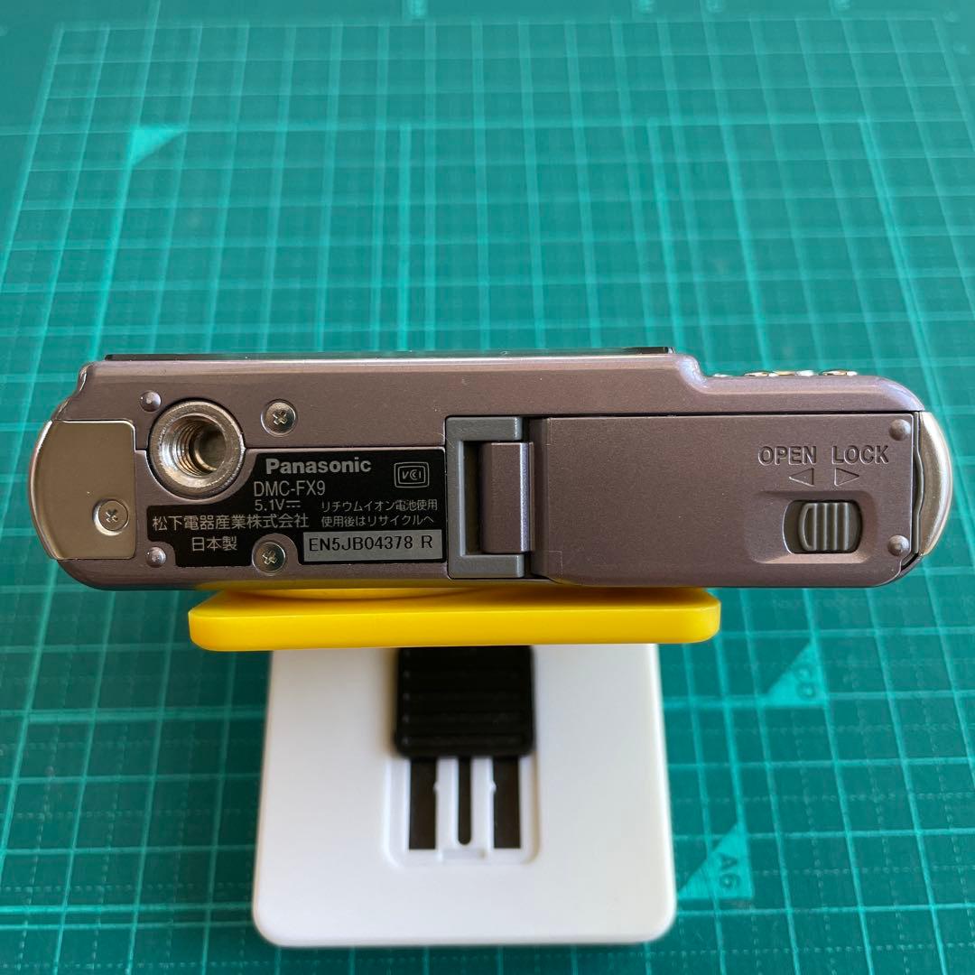 【充電器・SDカード付、希少色、美品】コンデジ LUMIX DMC-FX9