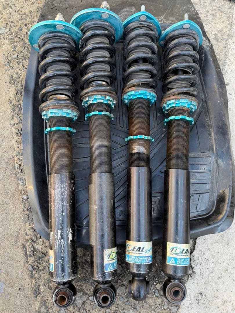 21クラウン イデアル車高調　フルタップ式