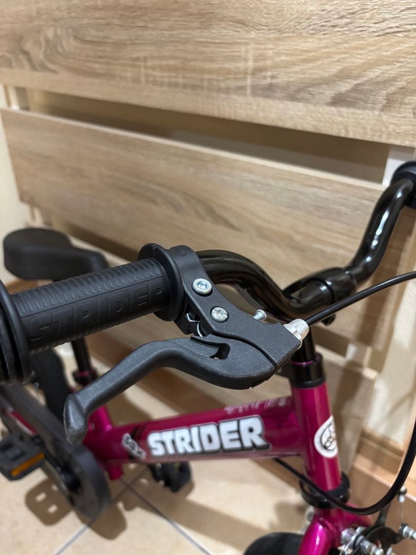 STRIDER 14x ピンク バランスバイク