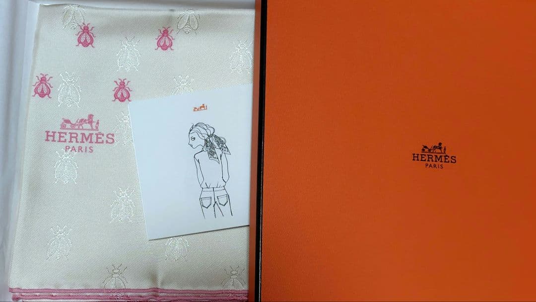 エルメス シルク スカーフ蜂柄