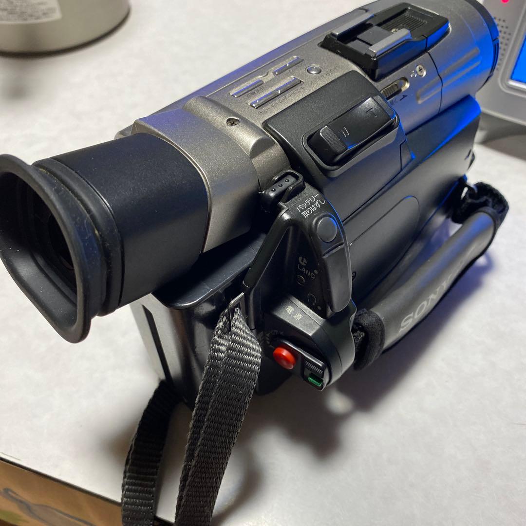 SONY miniDV HANDYCAM DCR-TRV7 ⑨