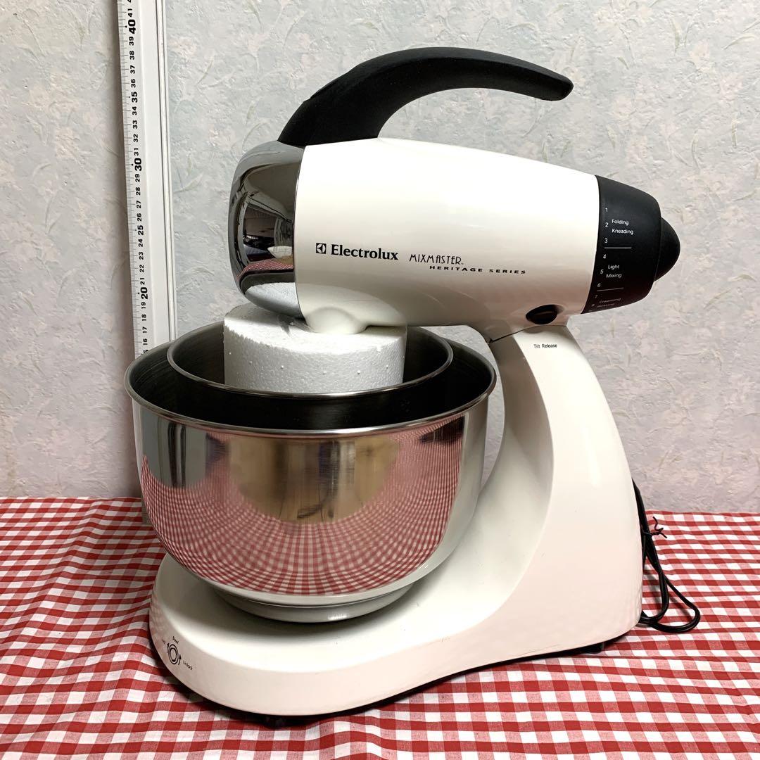 未使用⭐︎エレクトロラックス　ミックスマスター　スタンドミキサー　白　ESM945