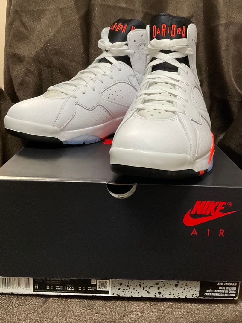 【新品元箱付】ナイキ エアージョーダン7レトロ29cm/US11