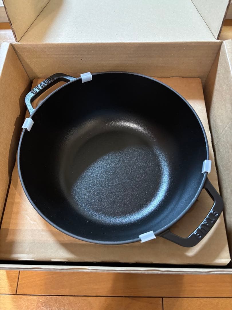 STAUB WA-NAVE XL 24cm 黒　【希少】