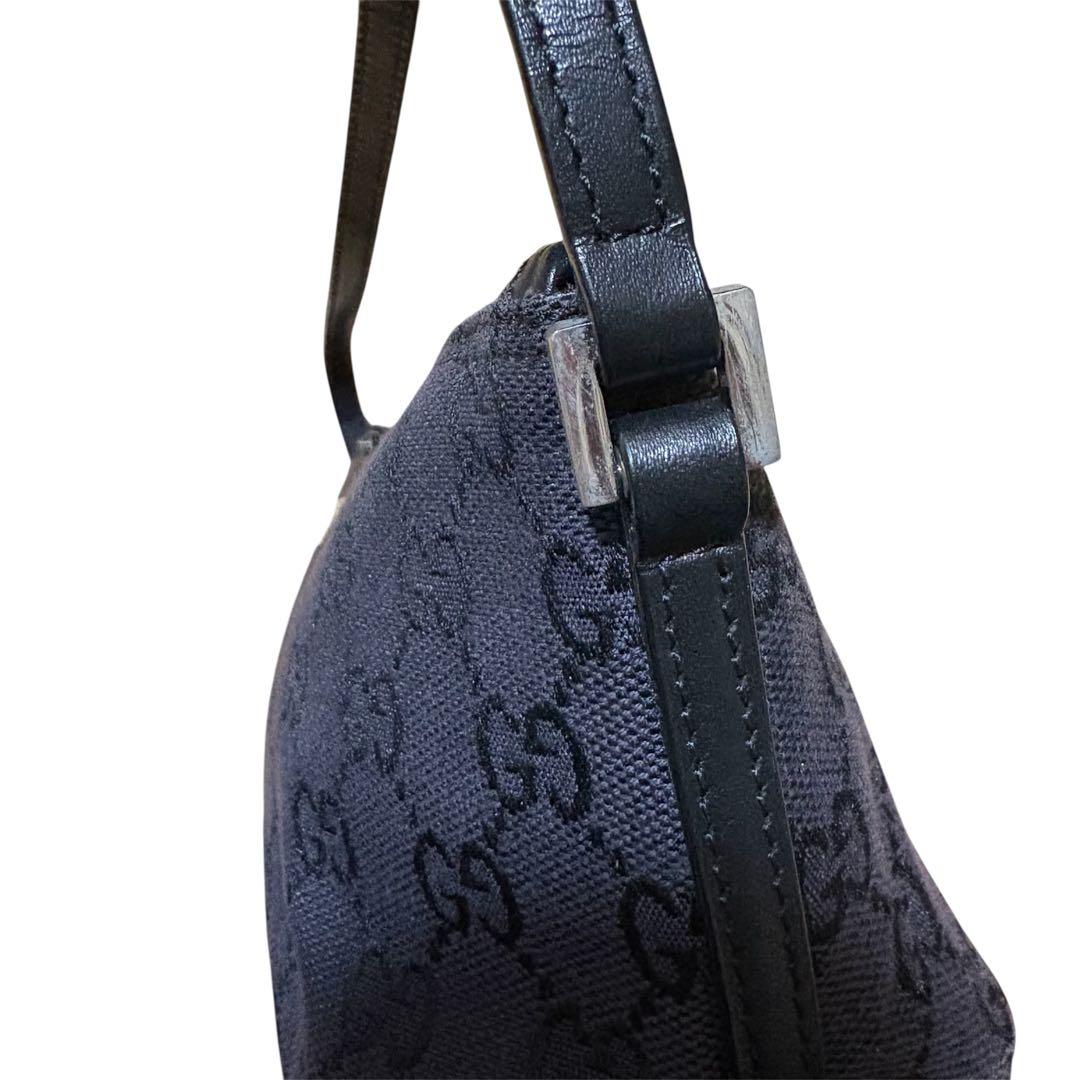 ハンドバッグ美品 GUCCI グッチGGキャンバス アクセサリーポーチ 2123