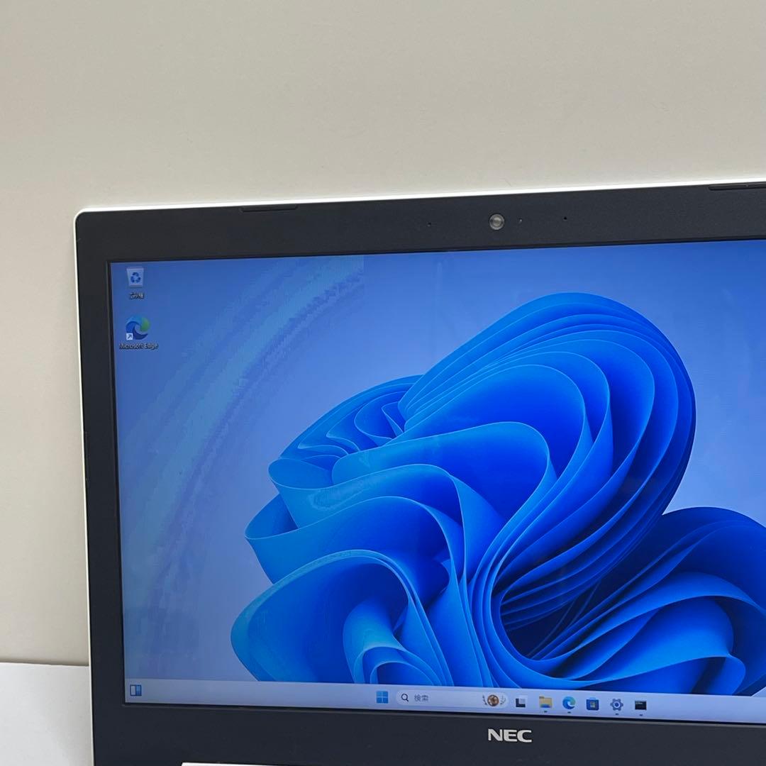 Windowsノート本体 #611 NEC LAVIE NS70C/M i7-8550U 8GB 256G