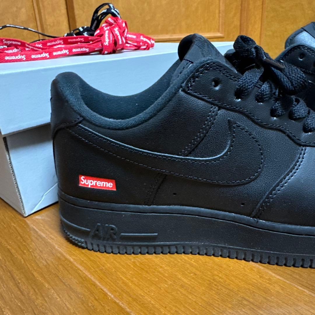 NIKEエアフォース　シュプリーム