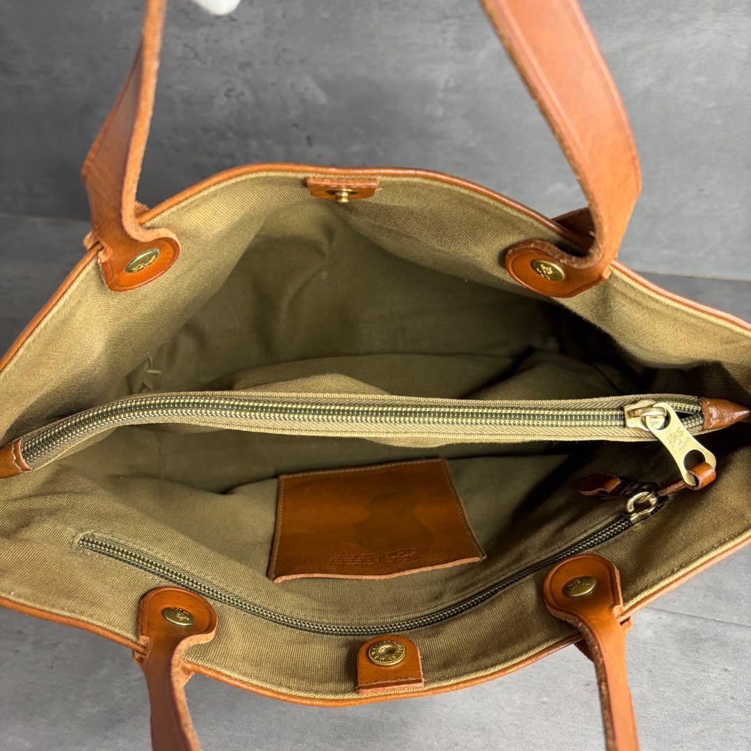 【美品】IL BISONTE イルビゾンテ ハンドバッグ 本革 オールレザー