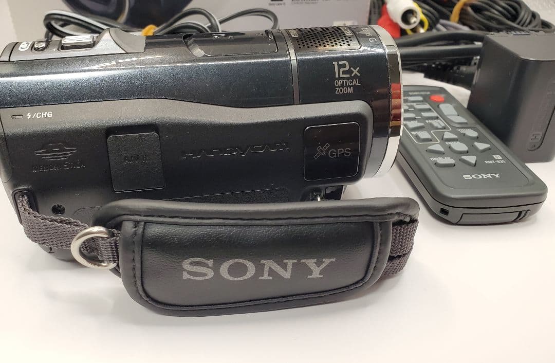 SONY HDR-CX520 ビデオカメラ バッテリー2個 付属品完備 美品