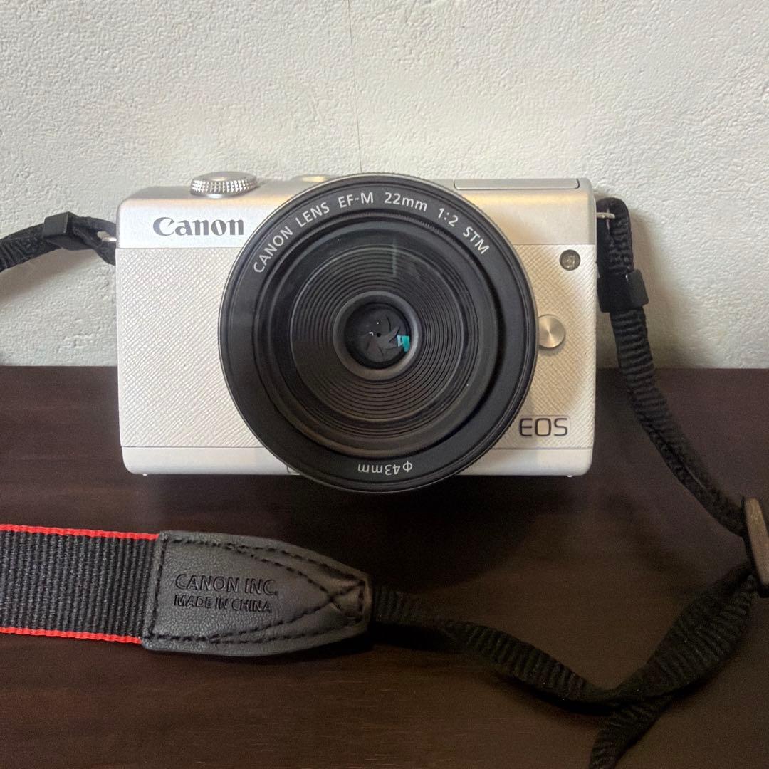 Canon EOS M200 ボディ WH ダブルレンズセット