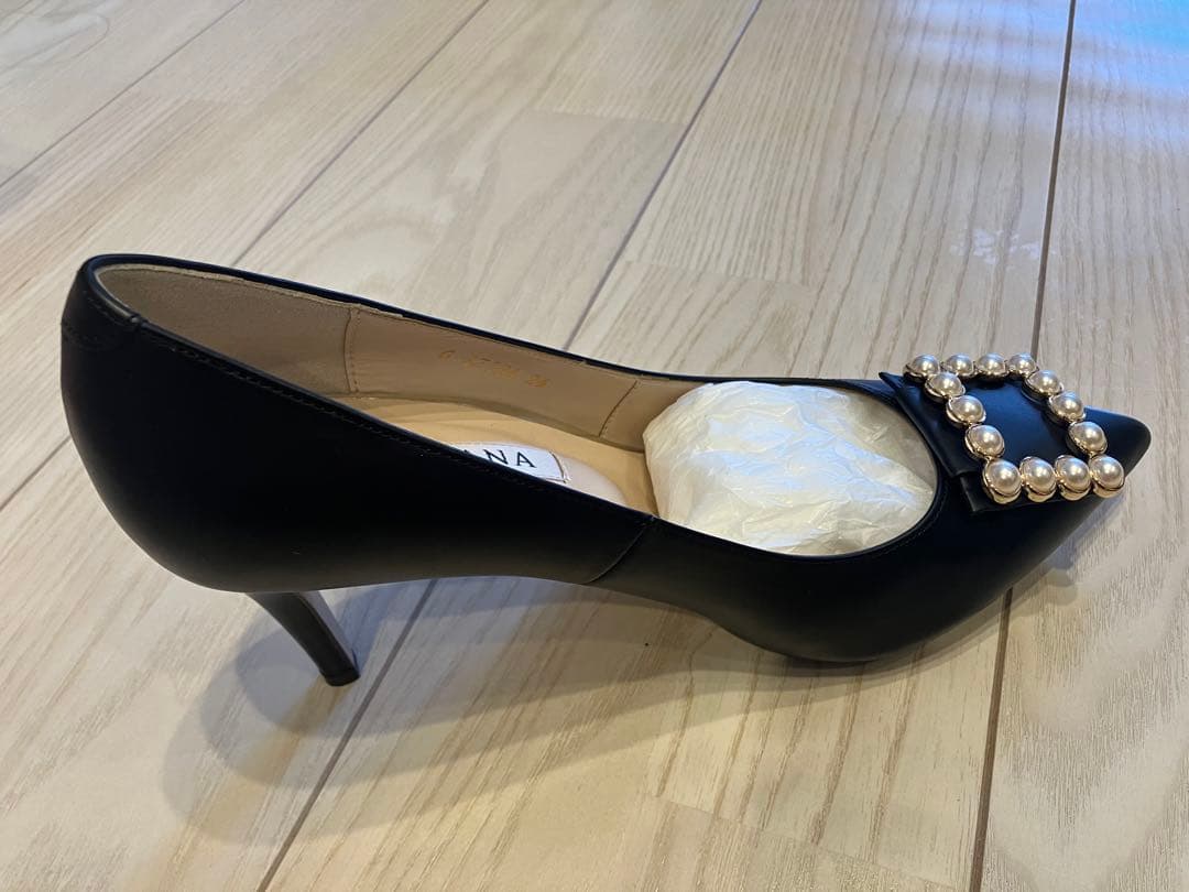 DIANA ダイアナ　パンプス　黒　パール　ピンヒール　未使用