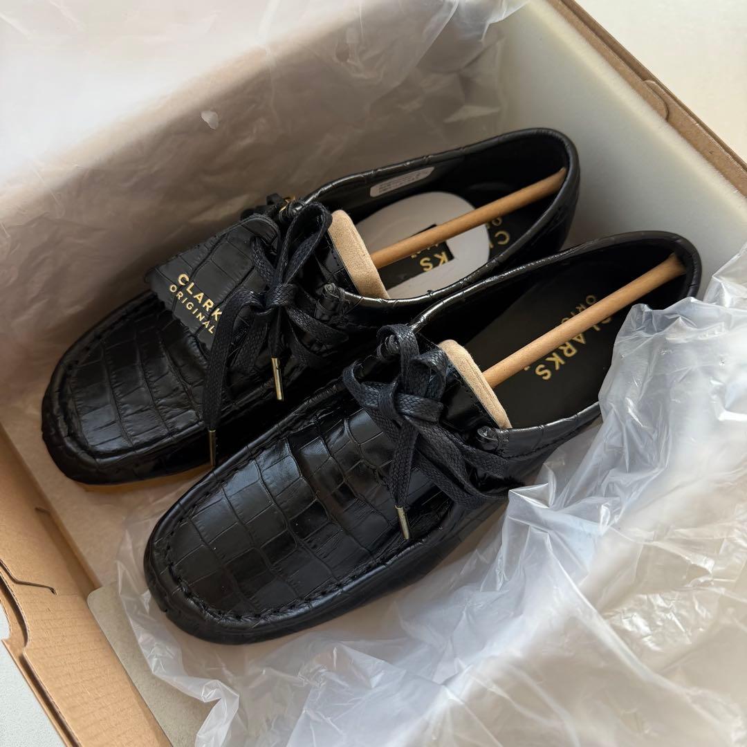 a＜Clarks＞ roku WALLABEE BLACK CROC
