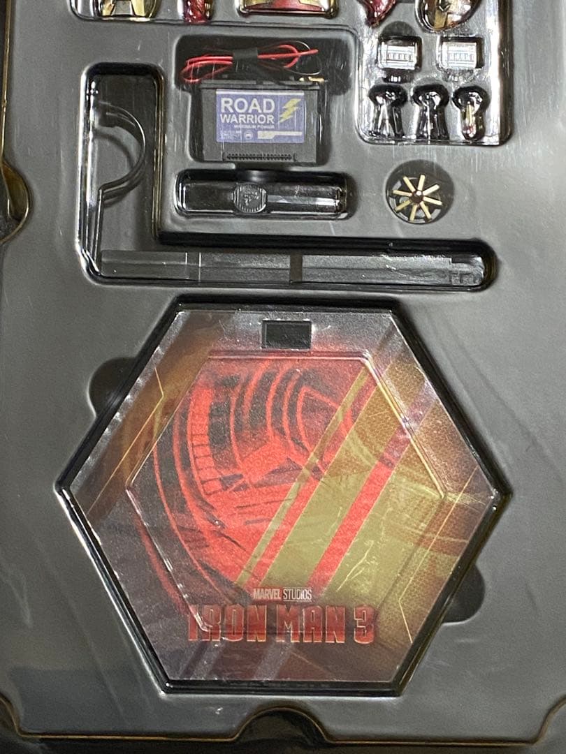 ホットトイズ ムービーマスターピース DIECAST アイアンマンマーク42