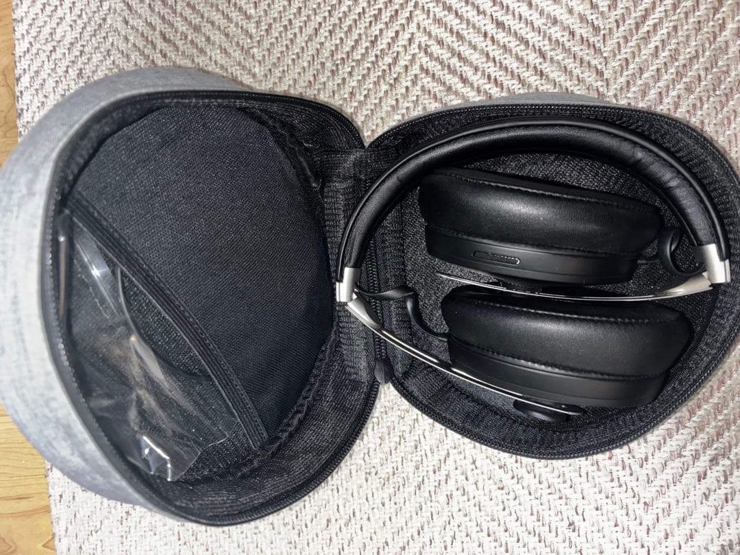 Sennheiser Momentum 3 Wireless ヘッドホン