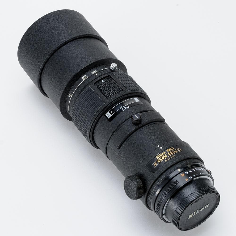 ニコン　AF NIKKOR 300mm F4 ED NIKON