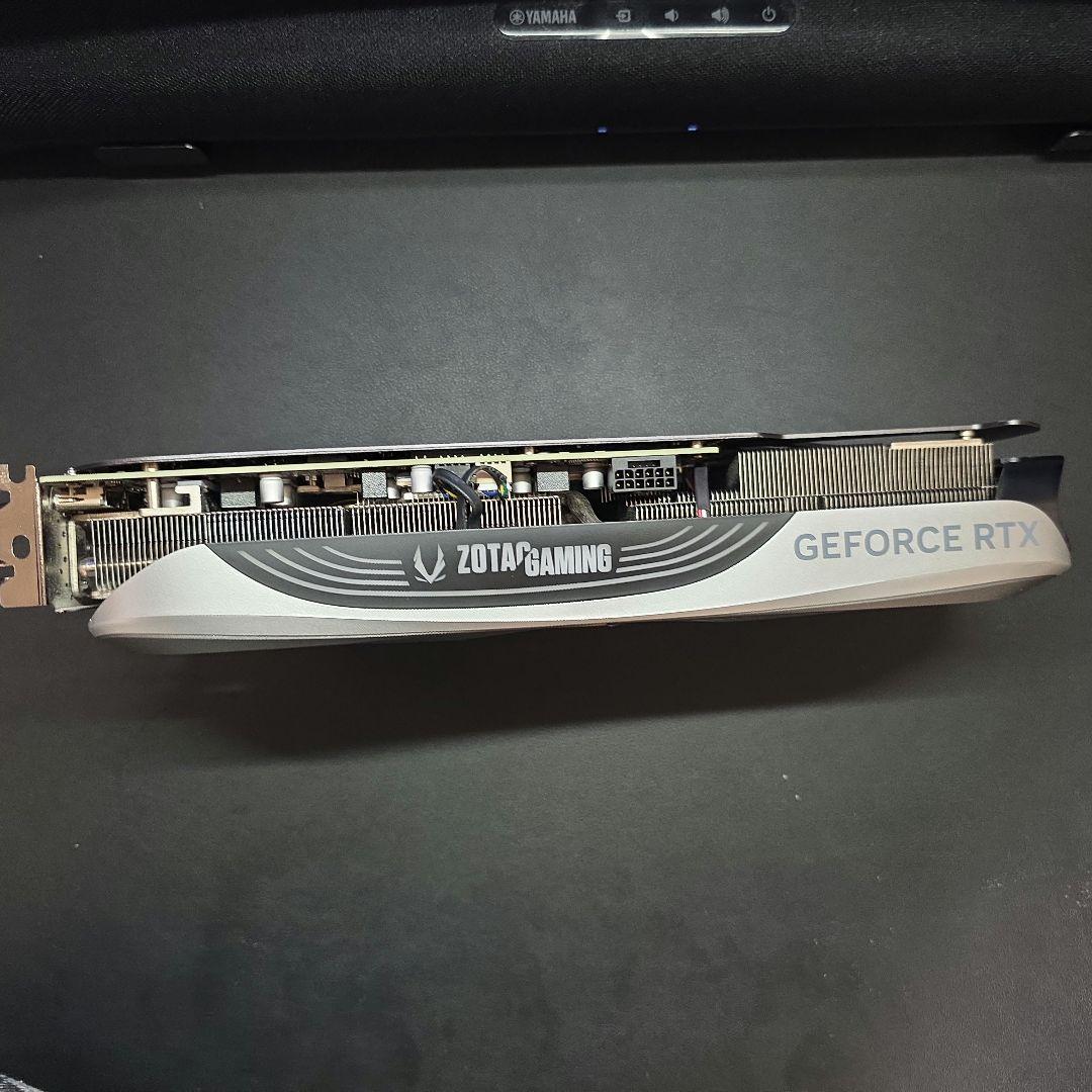 グラフィックボード・グラボ・ビデオカード ZOTAC GeForce RTX 4070Ti TRINITY OC