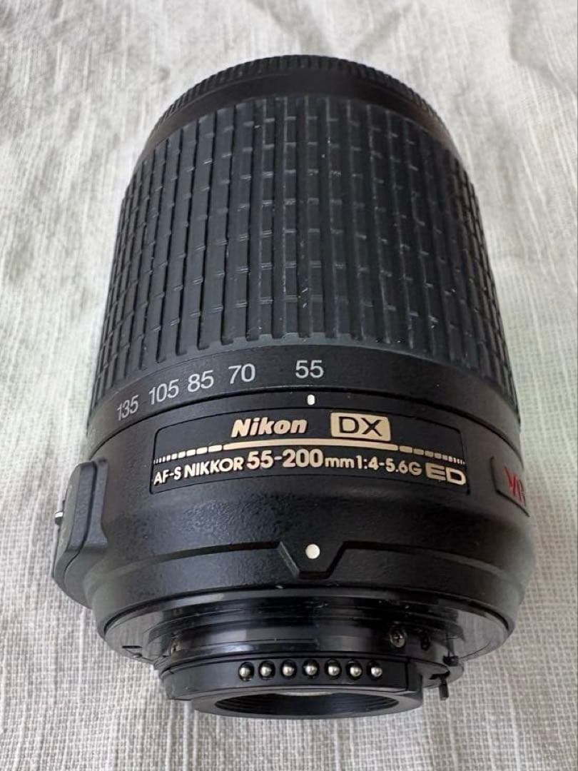 Nikon D40デジタル一眼レフカメラ、ダブルズームキットII