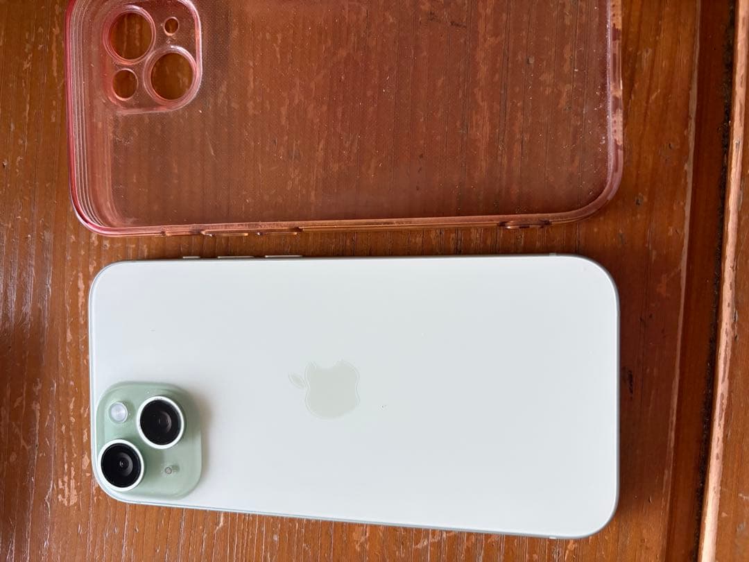 Apple iPhone 15 本体 充電ケーブル付き