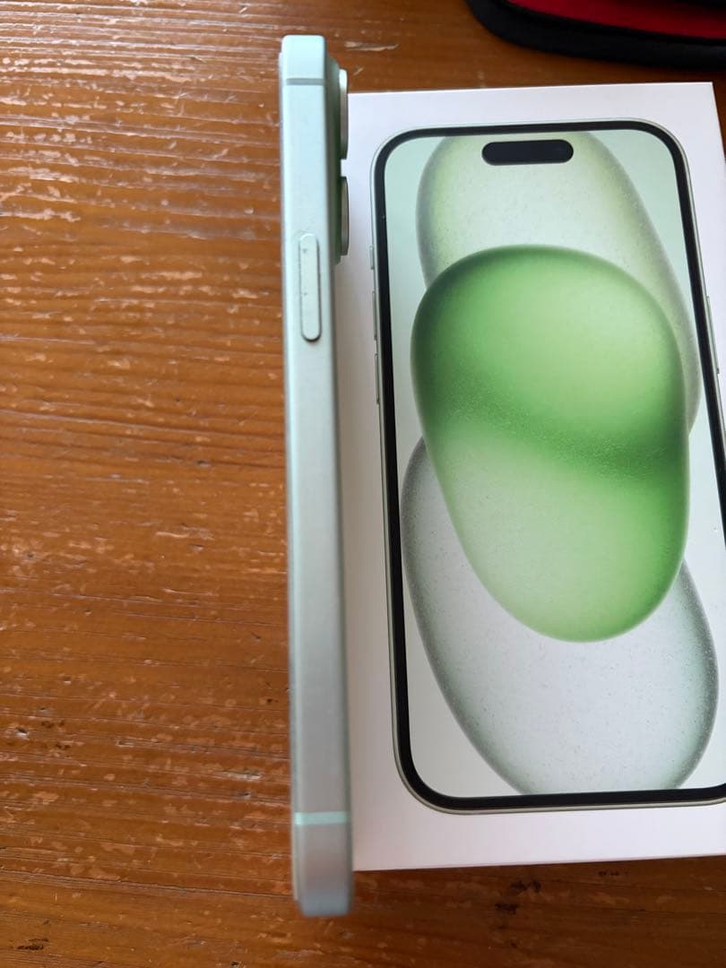 Apple iPhone 15 本体 充電ケーブル付き