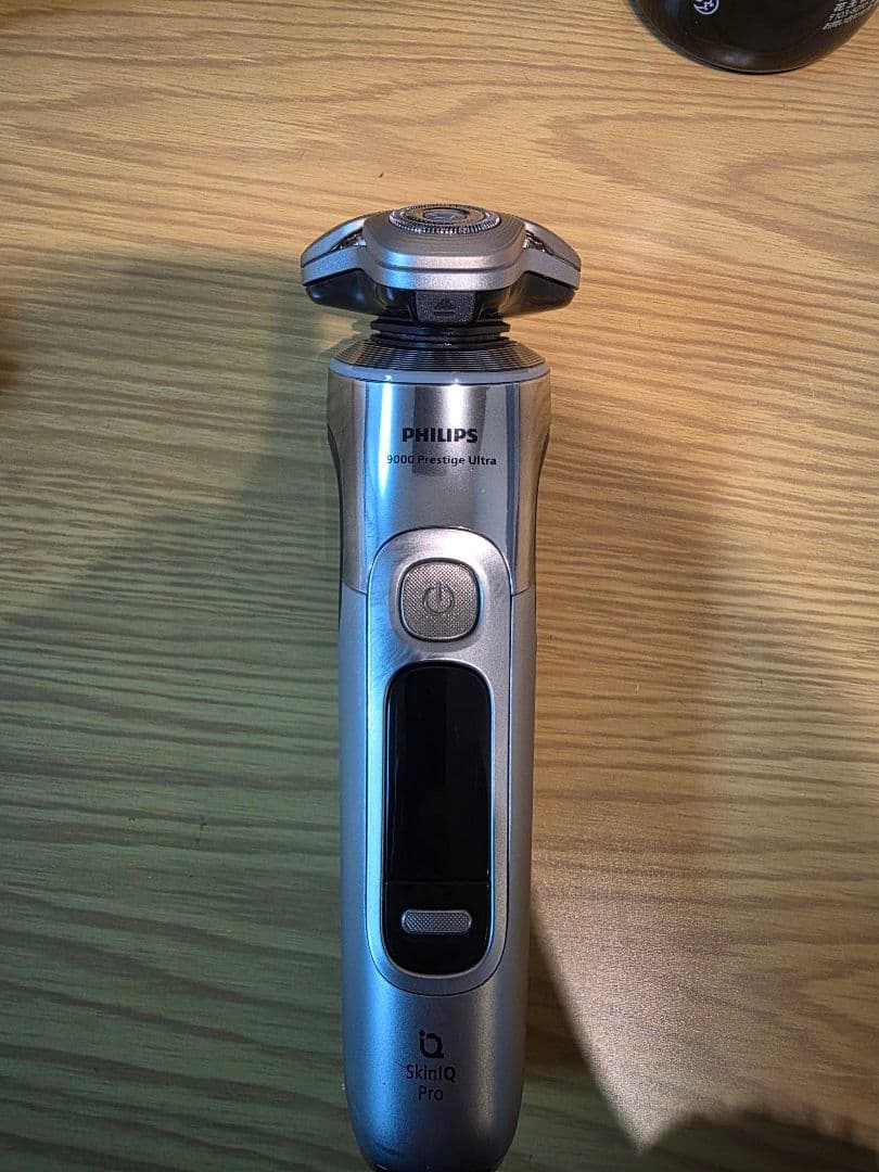 フィリップス電動シェーバー i9000 プレステージUltra　2025年製造