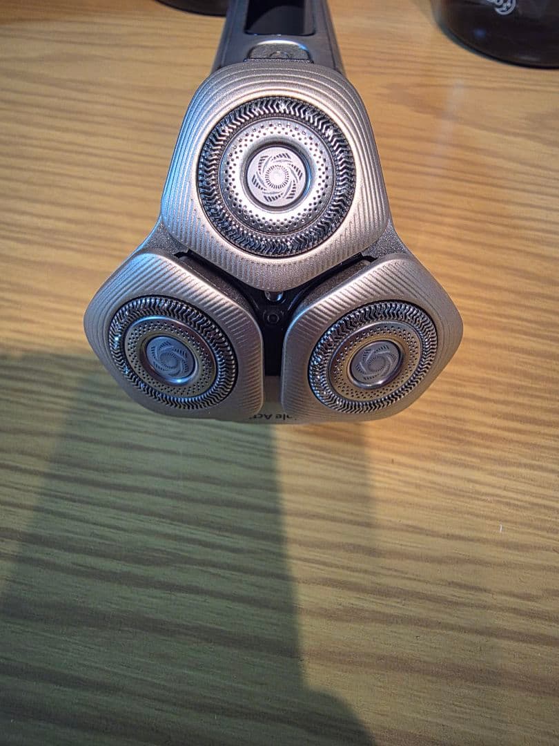 フィリップス電動シェーバー i9000 プレステージUltra　2025年製造