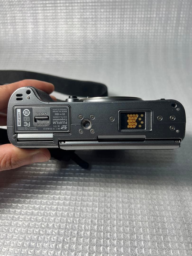 デジタルカメラ Fujifilm XT1 graphite silver edition