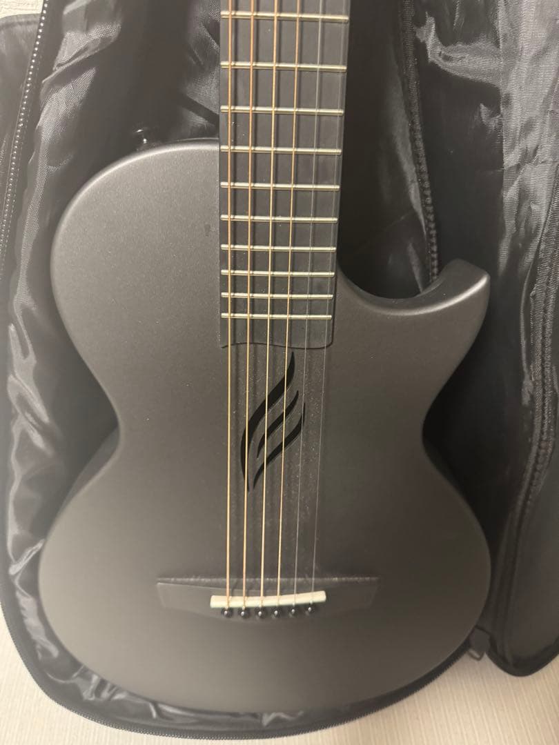 [8/15まで値下げ]enya カーボン製アコースティックギター