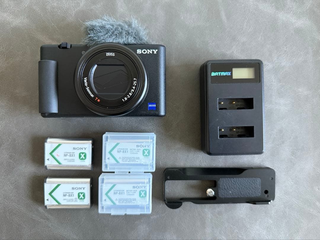 SONY(ソニー) コンパクトデジタルカメラ VLOGCAM ZV-1 ブラック