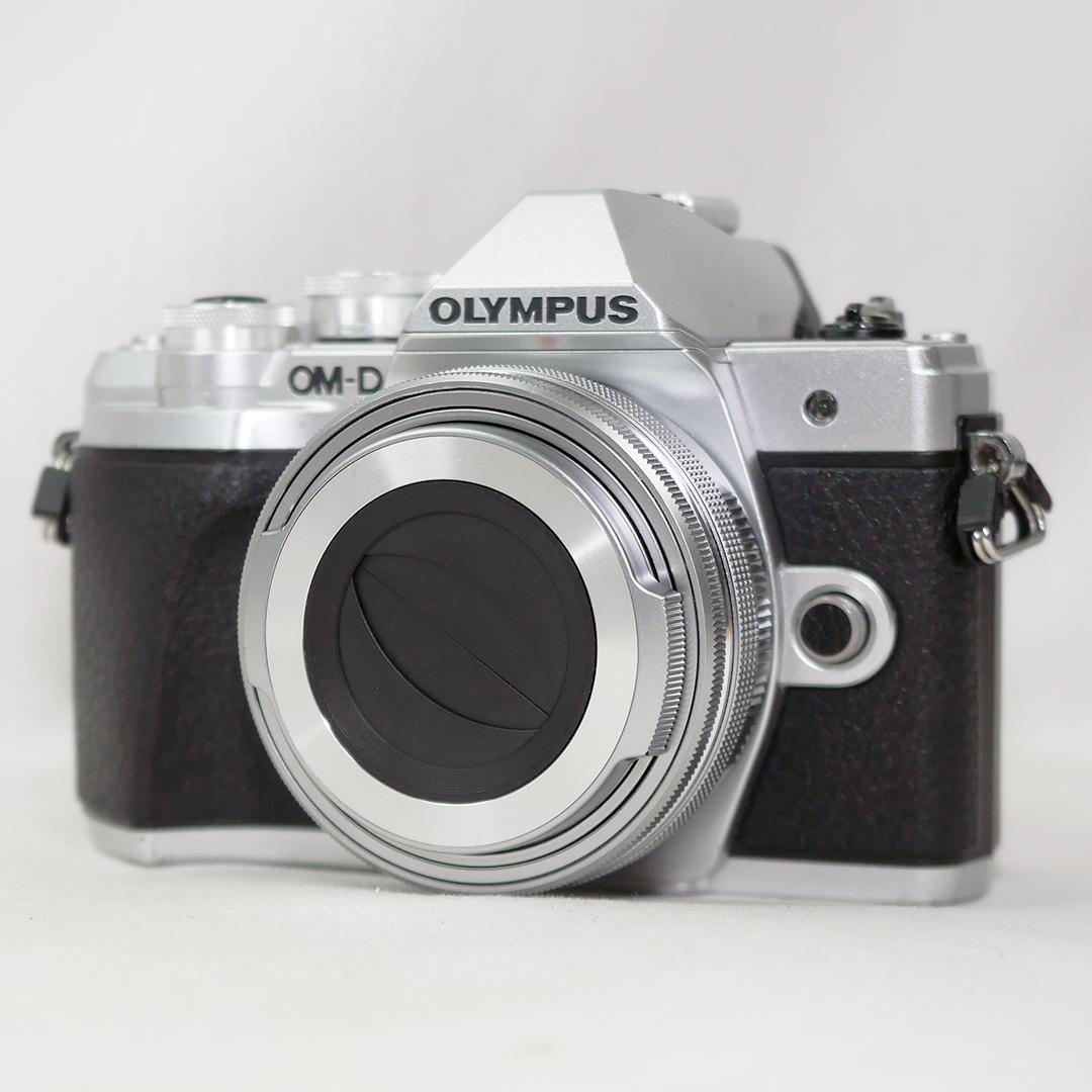 オリンパス OM-D E-M10 Mark III パンケーキレンズセット