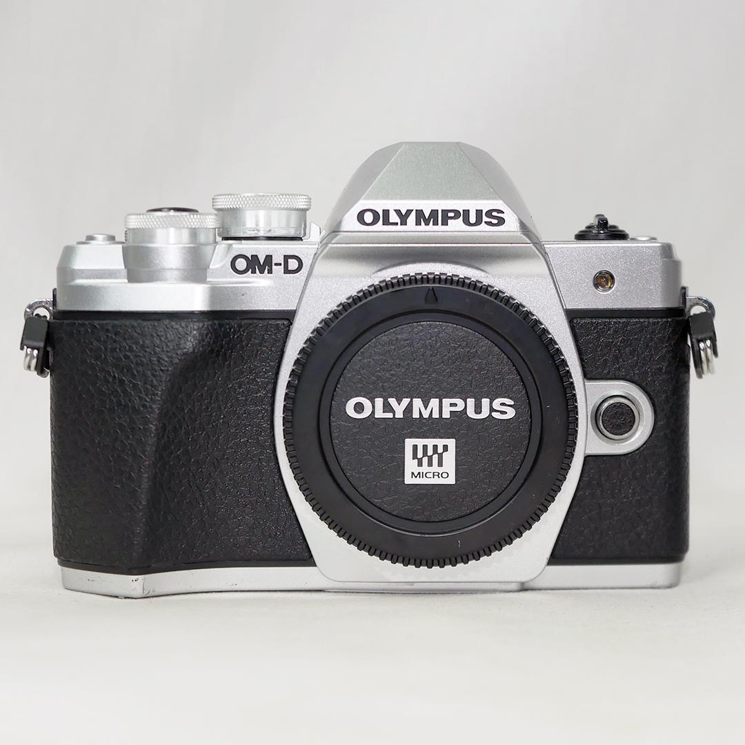 オリンパス OM-D E-M10 Mark III パンケーキレンズセット