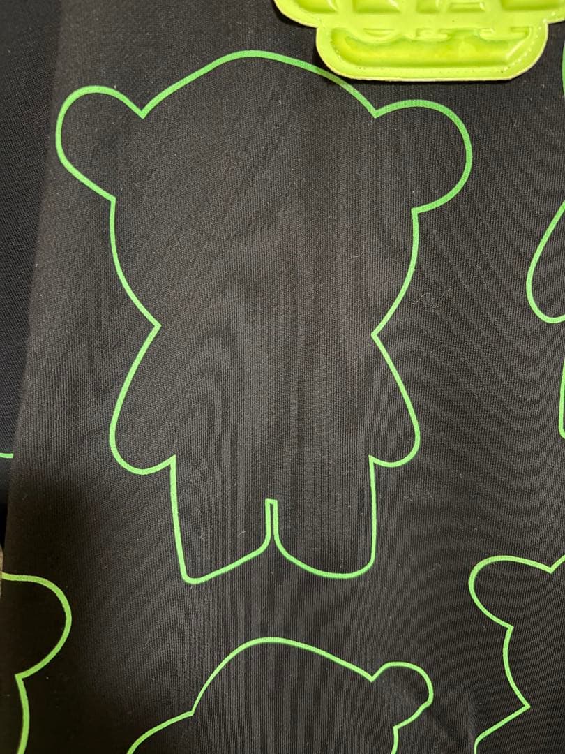 エンポリオアルマーニマンガベアイーグルワッペン付きパーカー