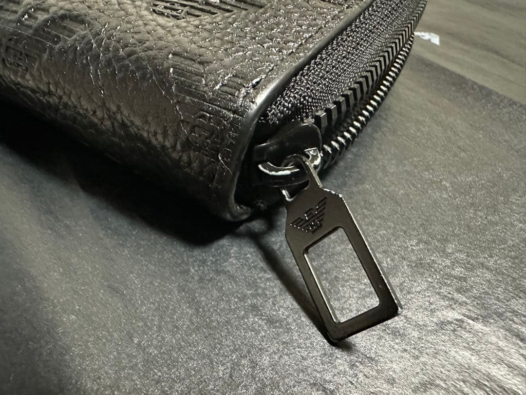 EMPORIO ARMANI ブラック レザー長財布