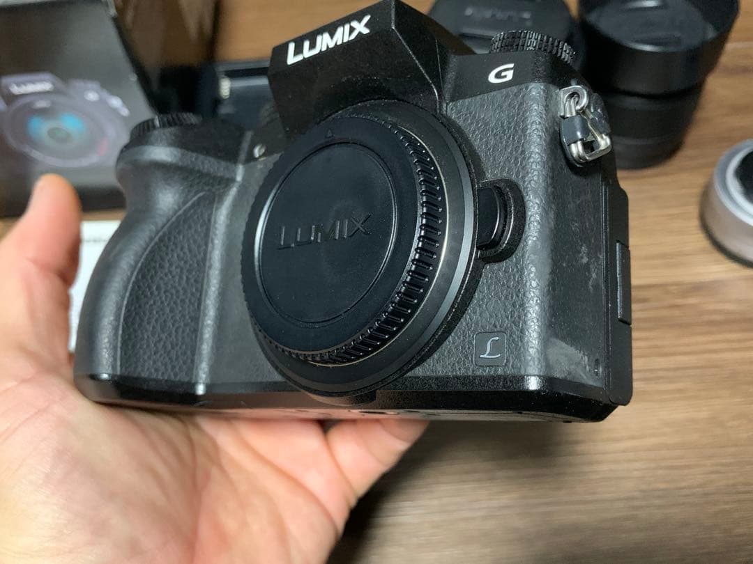 Panasonic LUMIX DMC-G7Hミラーレスとレンズ2本付き