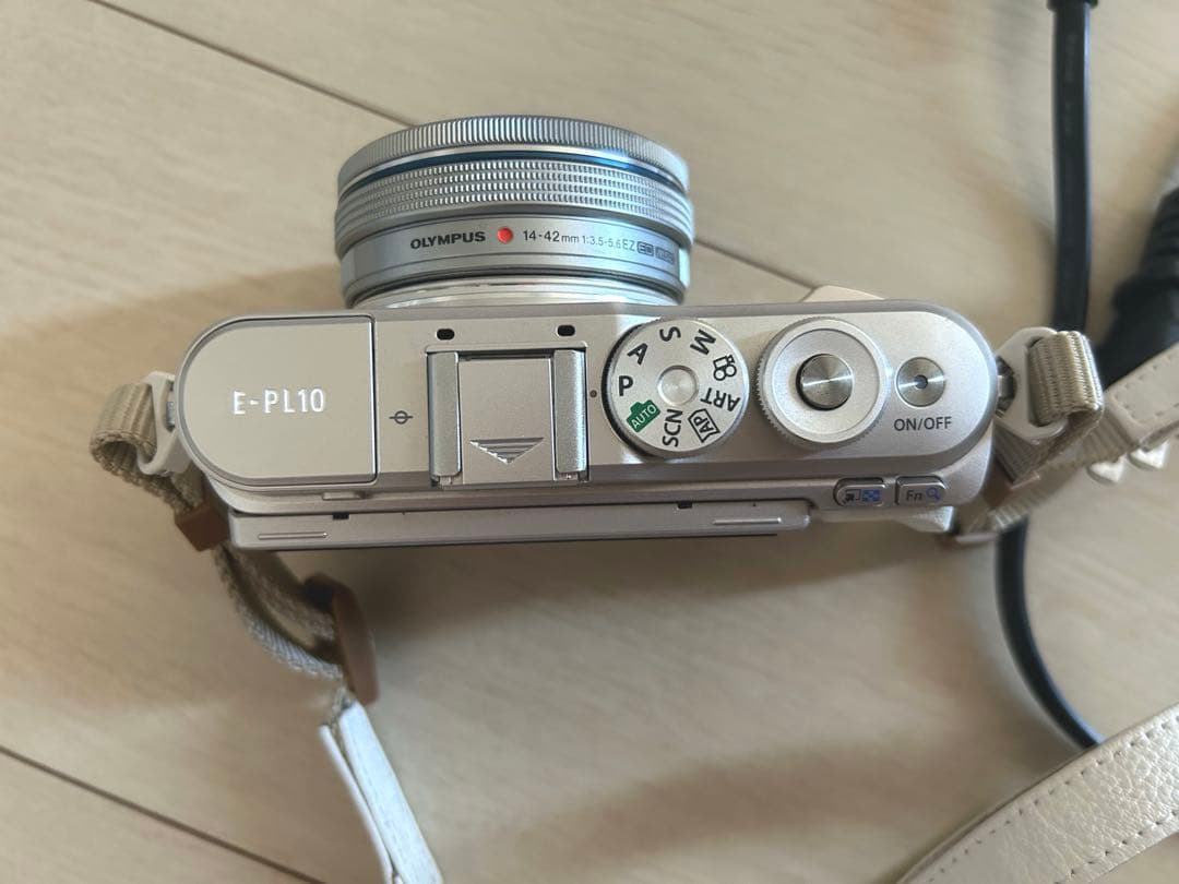 Olympus E-PL10 ミラーレスカメラセット