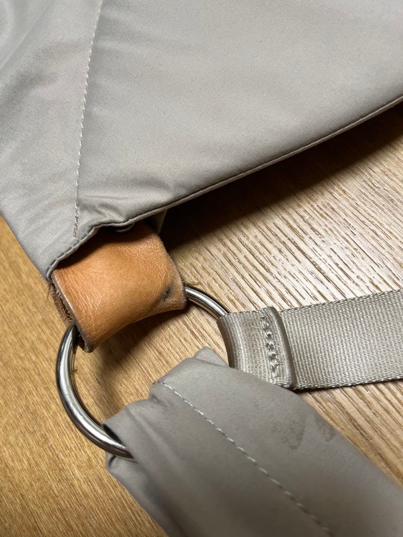 ノルン　抱っこバッグ