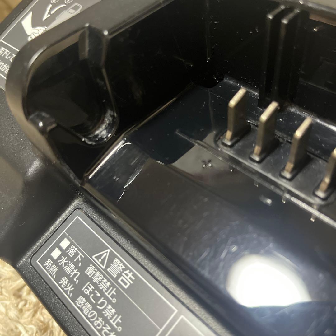 Panasonic バッテリー充電器 品番：NKJ069Z1